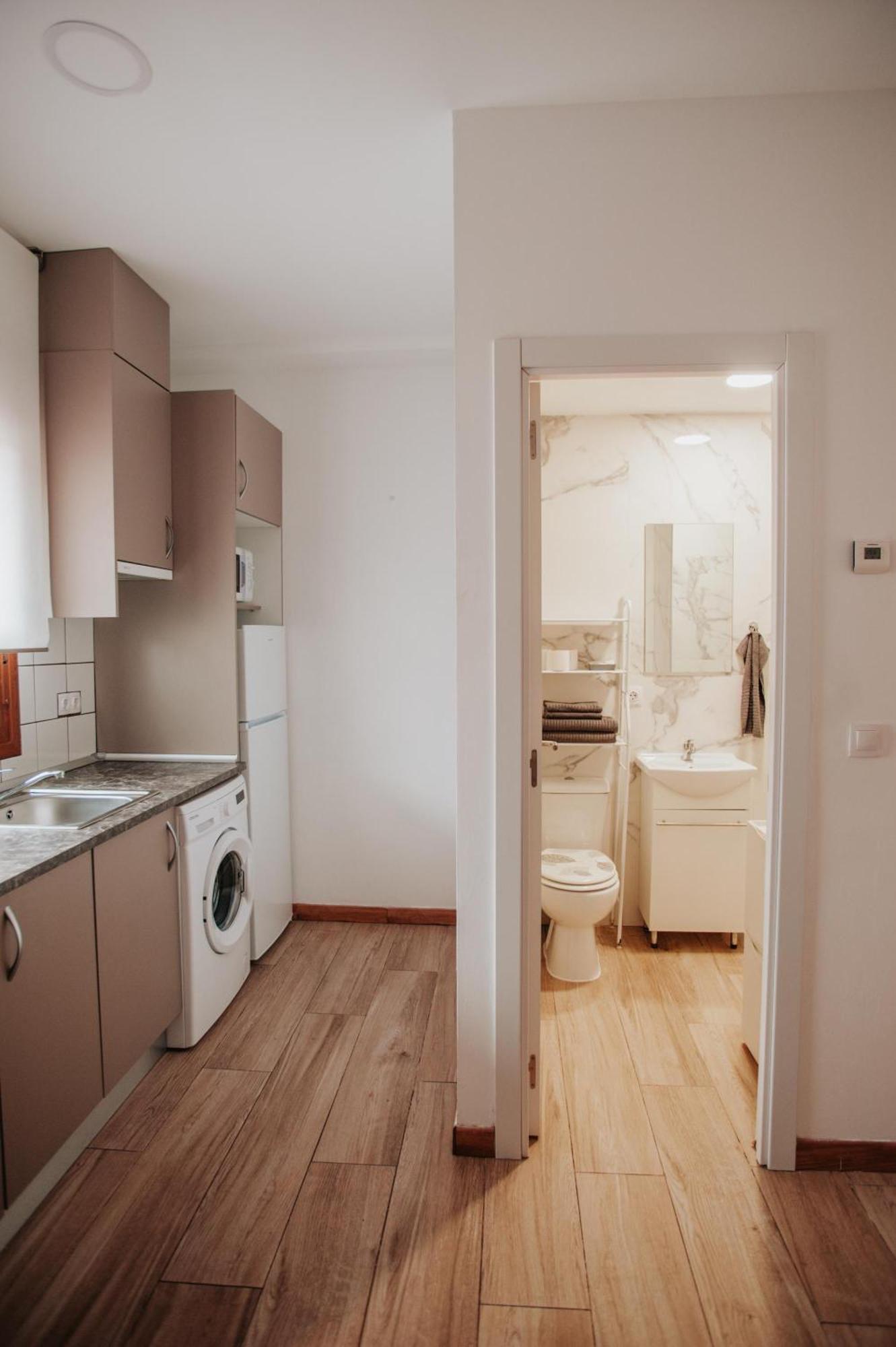 Poloestudios Zaratan Bagian luar foto